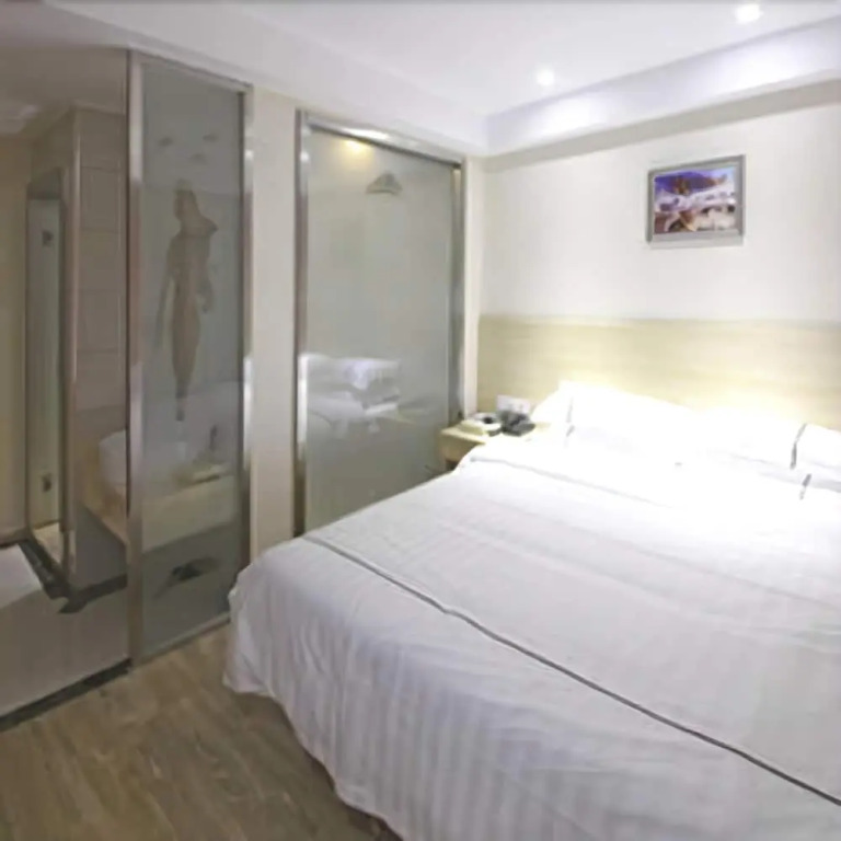 Starway Hotel
