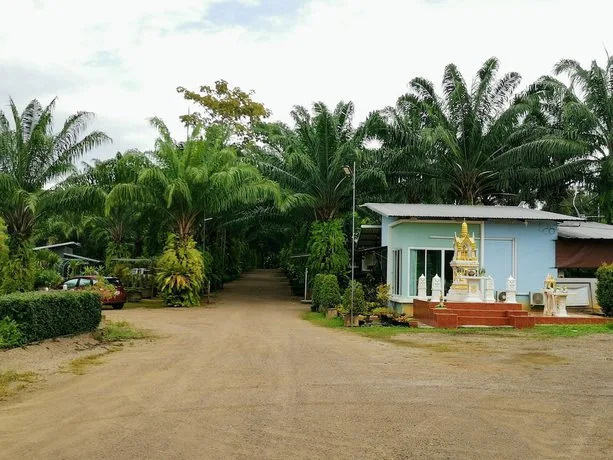 OYO 573 Proundpat Resort