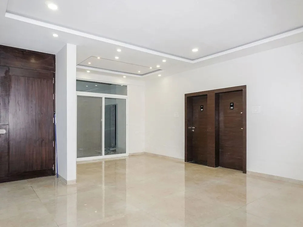 OYO 16832 I suites