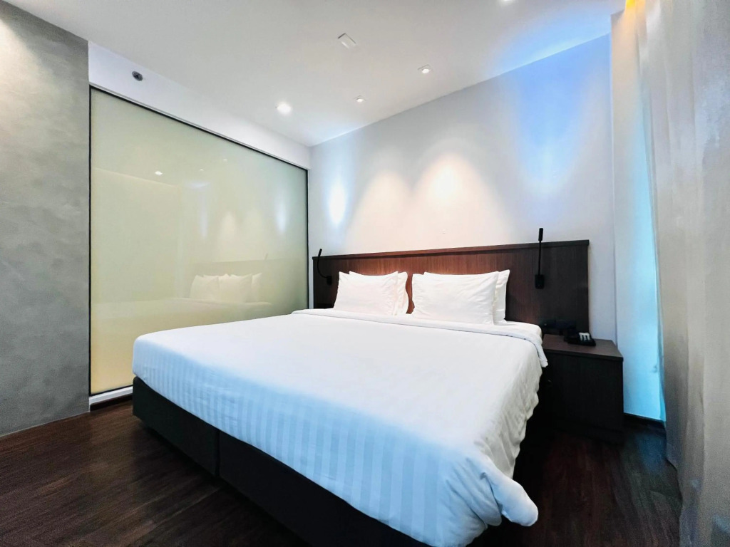 Civic Horizon Hotel & Residence