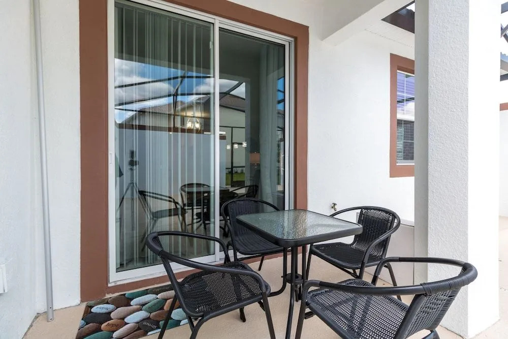 Storey Lake - 4800 Romeo Circle