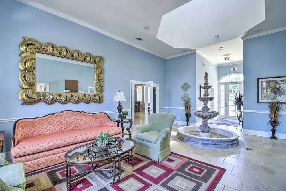 1 Mi to Beach: Myrtle Beach Condo w/ Pool Access