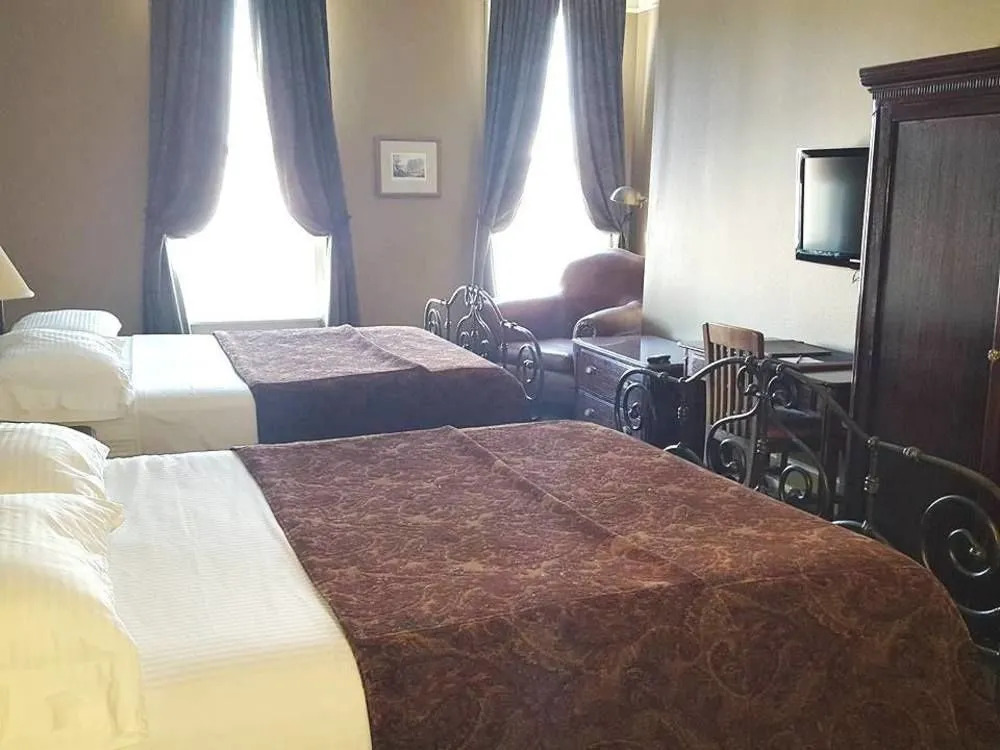 Grand Union Hotel