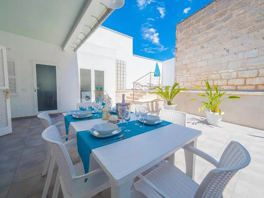 Apartamento Piscina Muro