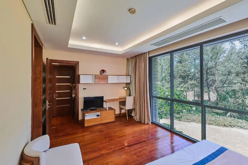 Dreamy Beach Villas Danang