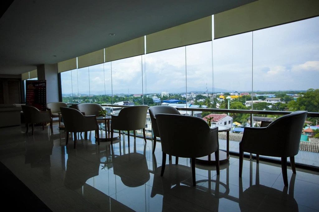 Friday Hotel