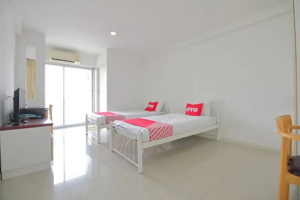 Super OYO 498 Ladawan Villa