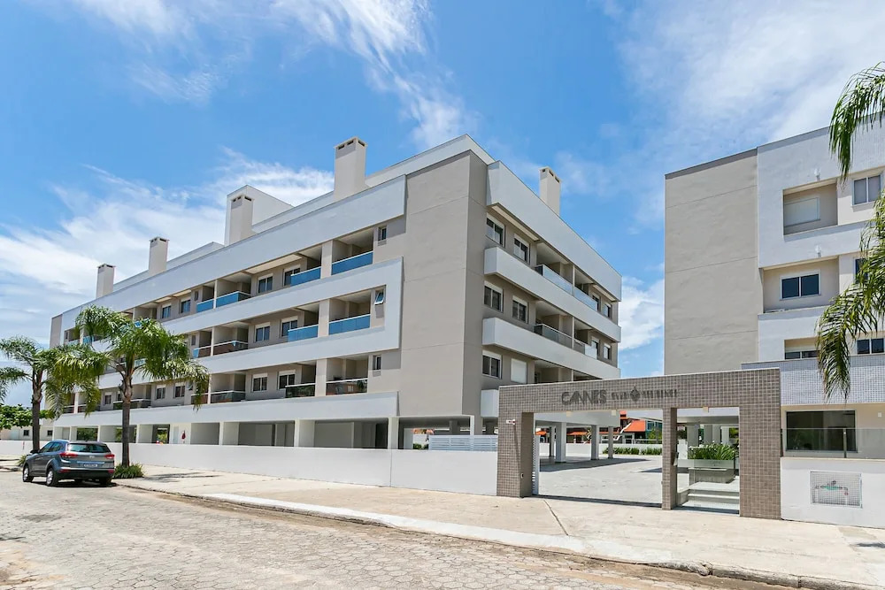 Cannes Club by Viva - Residencial a 200m da praia Ingleses do Rio Vermelho