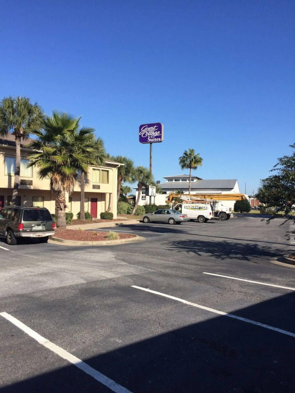 Guest Cottages & Suites, Brunswick GA