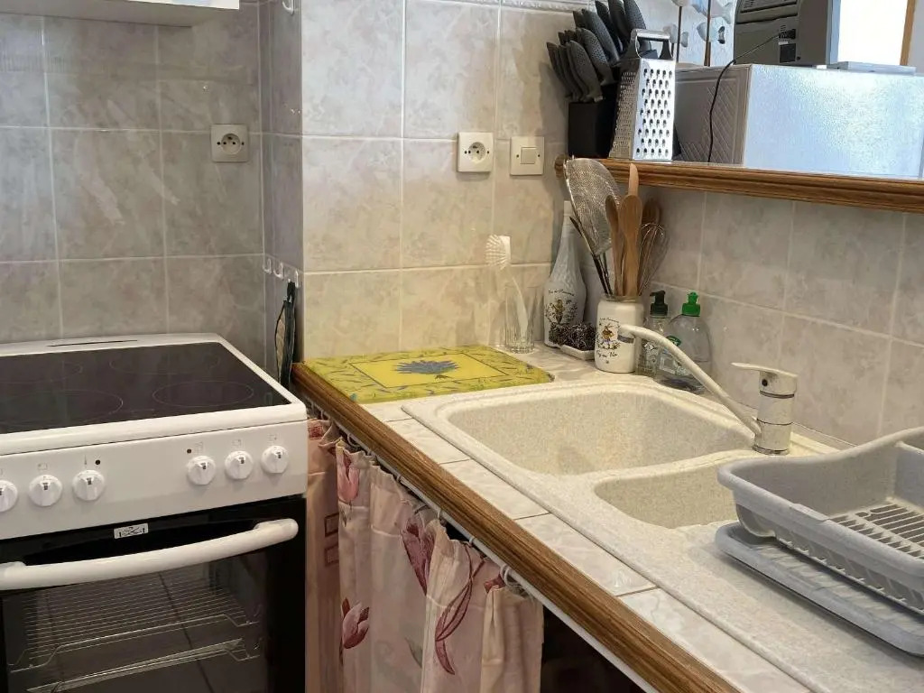Appartement Balaruc-les-Bains, 2 pièces, 4 personnes - FR-1-553-155