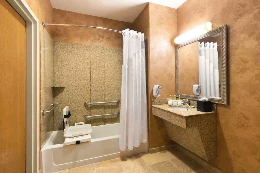 Holiday Inn Express Suites Little Rock West by IHG