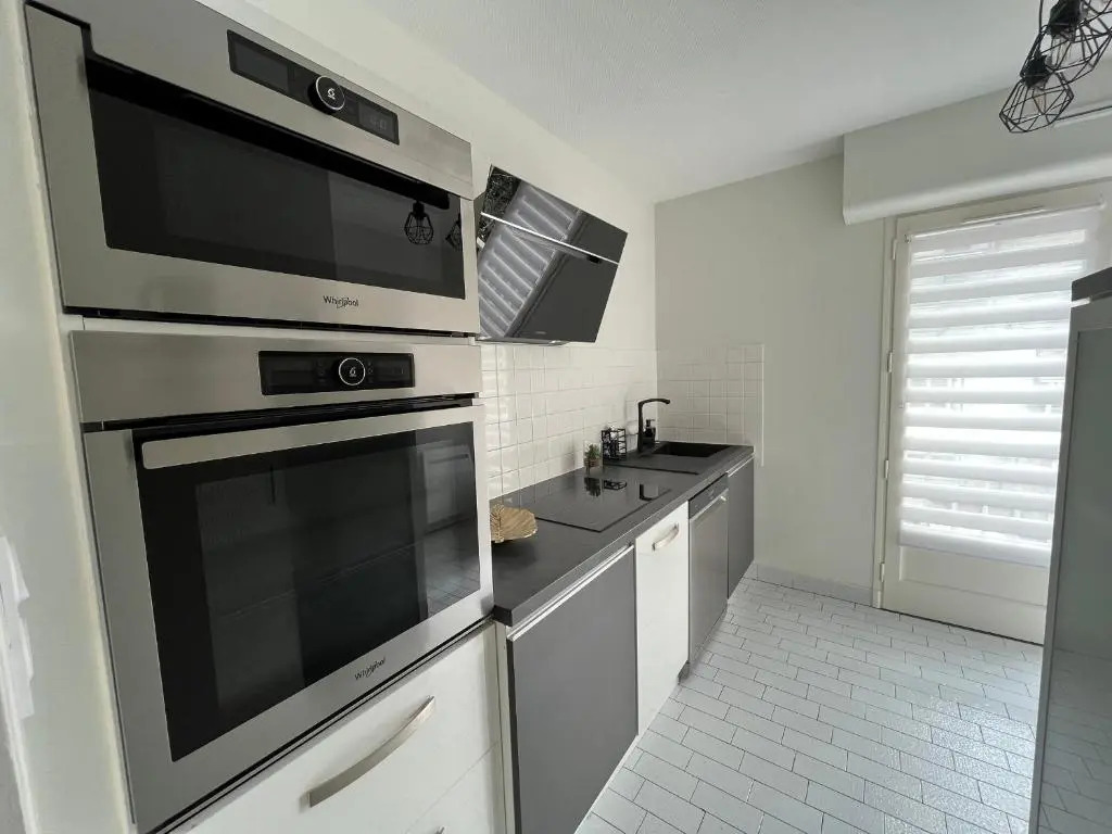 Appartement Royan, 2 pièces, 4 personnes - FR-1-539-33