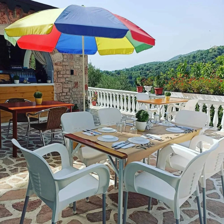 Double Room With Private Bathroom Kitchen Balcony