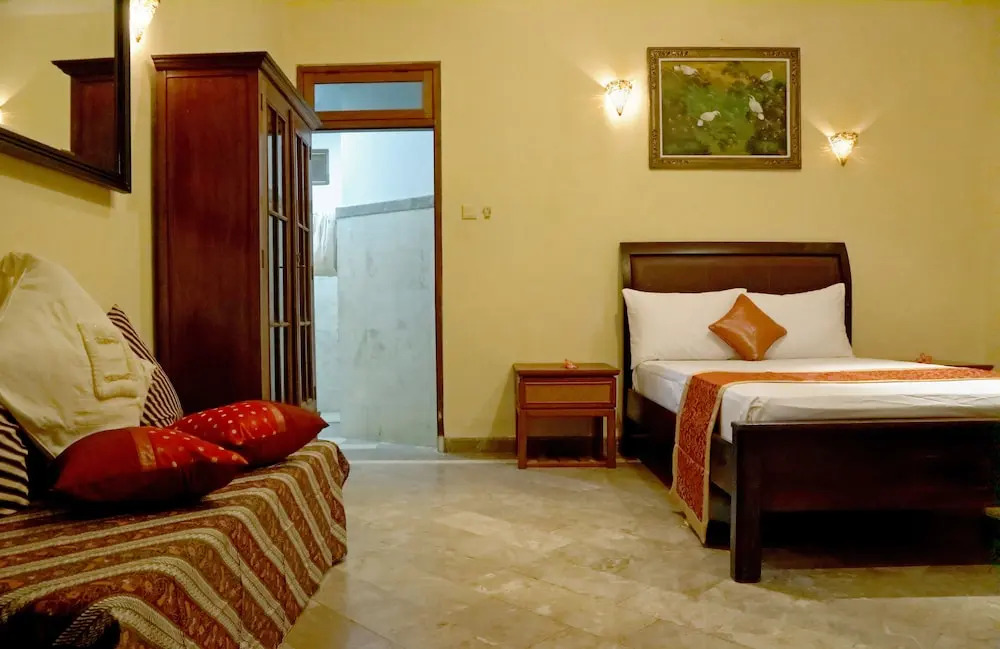 Rumah Hoo Guest House