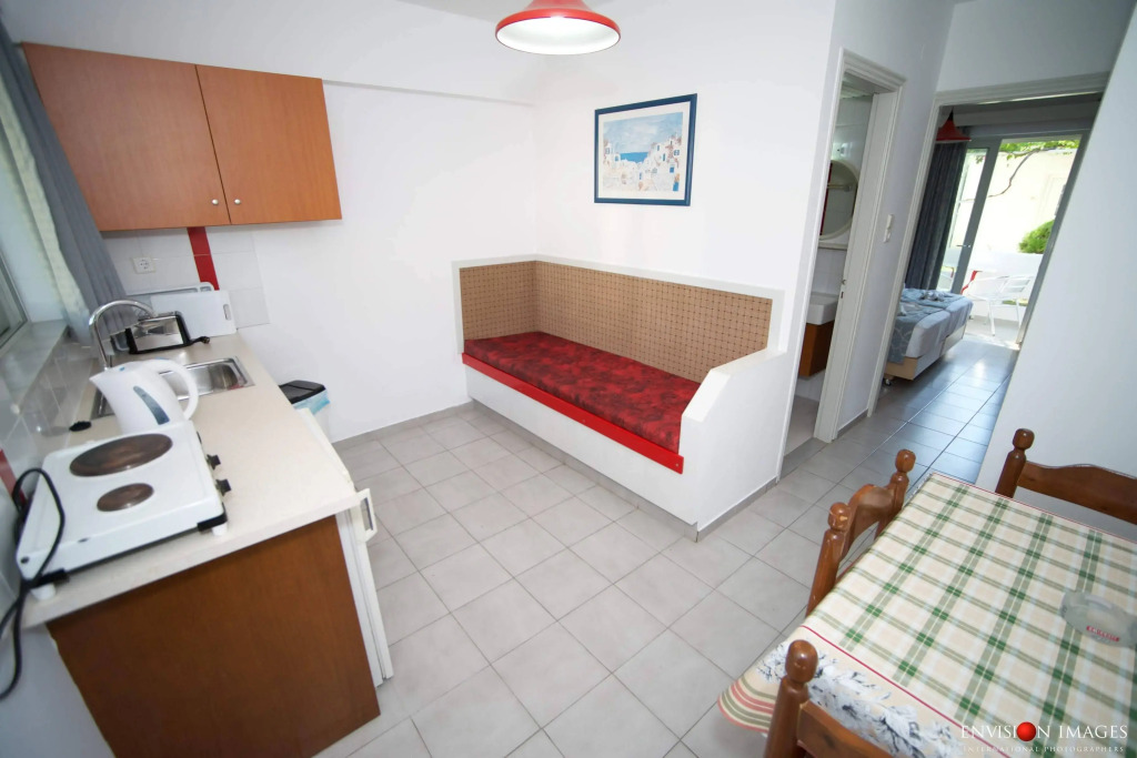 Lenaki Apartments