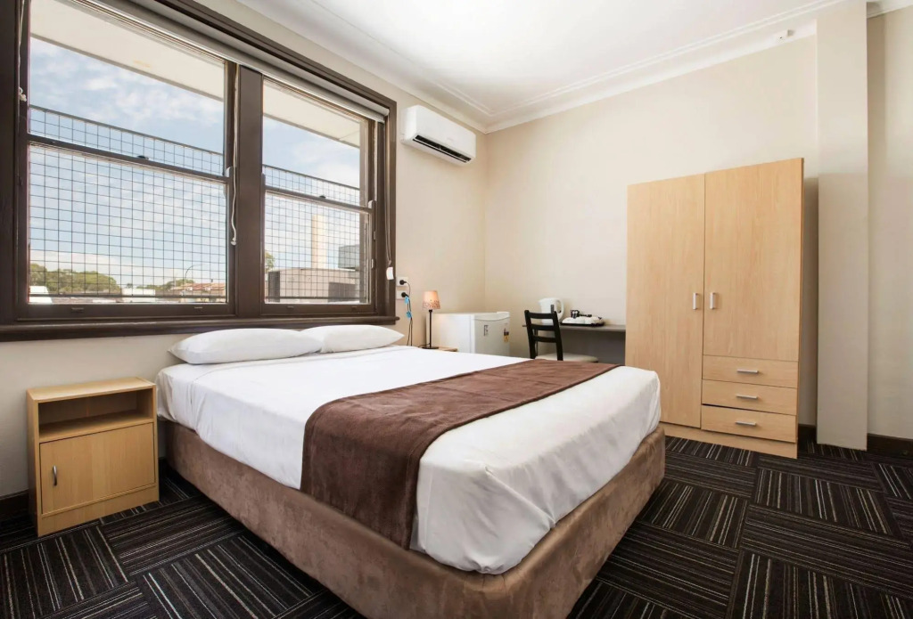 Toongabbie Hotel