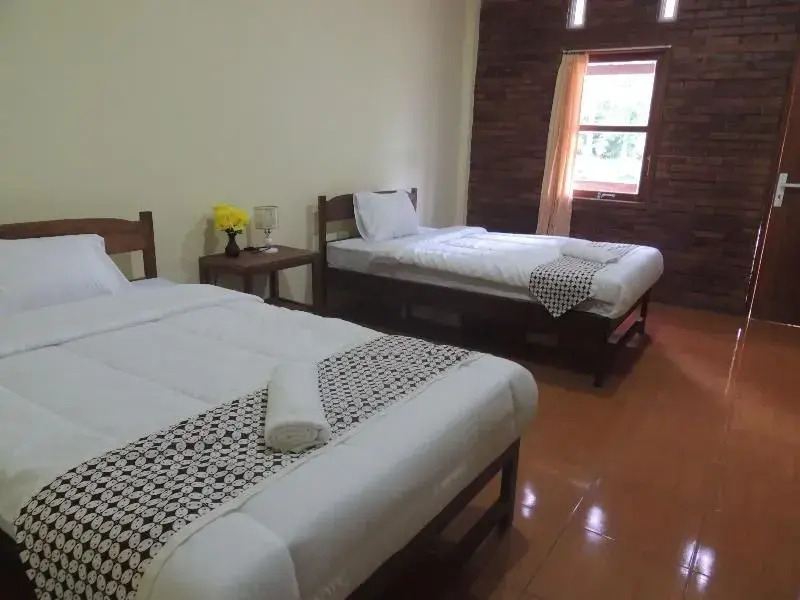Homestay Effendi Borobudur by Ndalem Beong by ZUZU