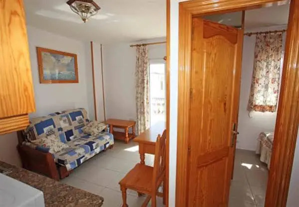 Apartamentos La Proa