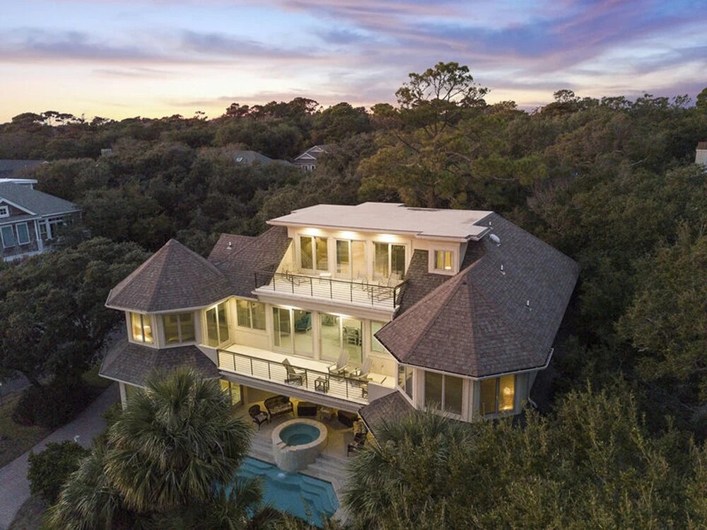 Pura Vida by Five Star Properties