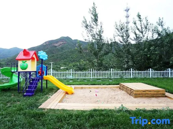 Tongban Parent-Child B&B (Yanqing Badaling Town)