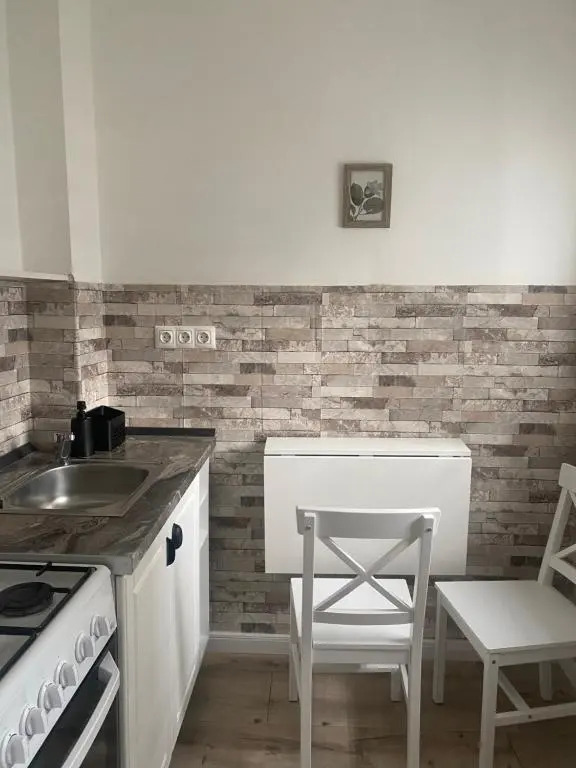 L&M Apartment