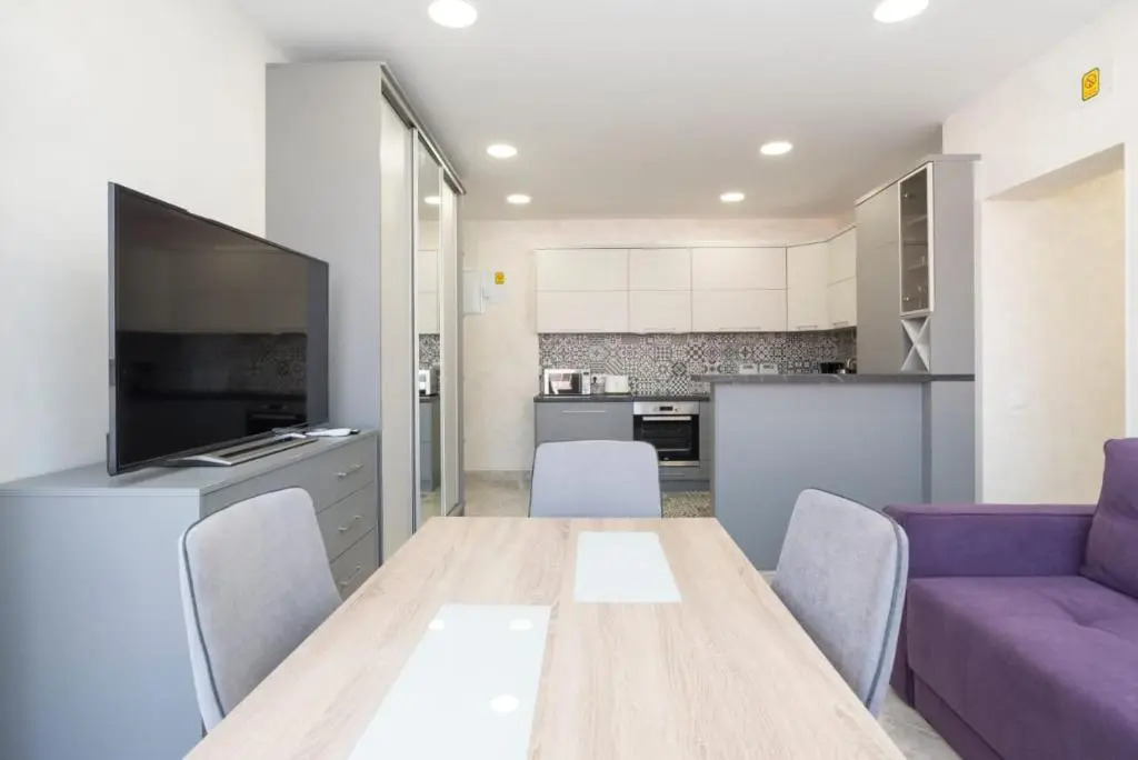 Dream House Rooms Malaga - Habitacion en el apartemento