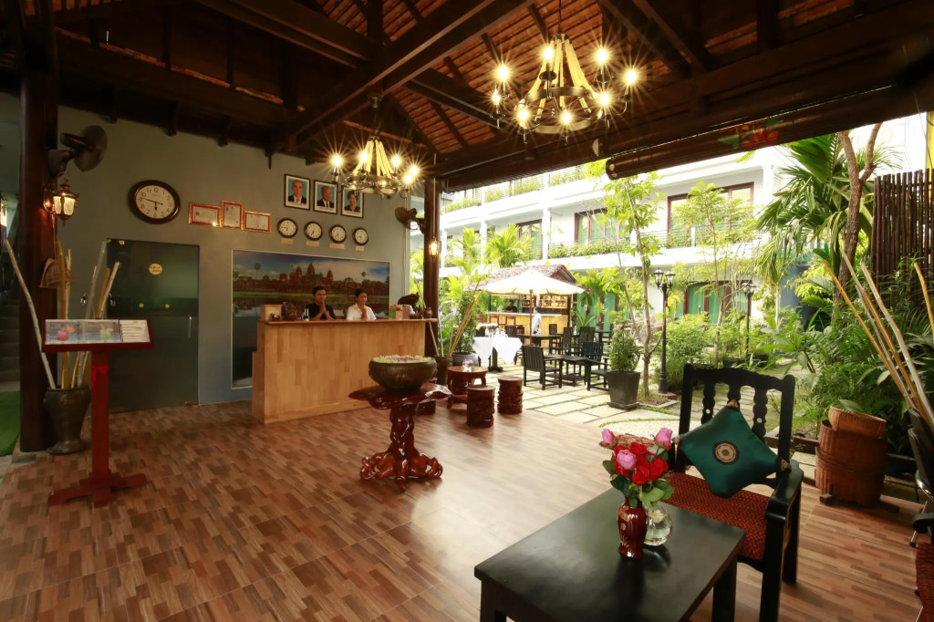 Chheng Residence