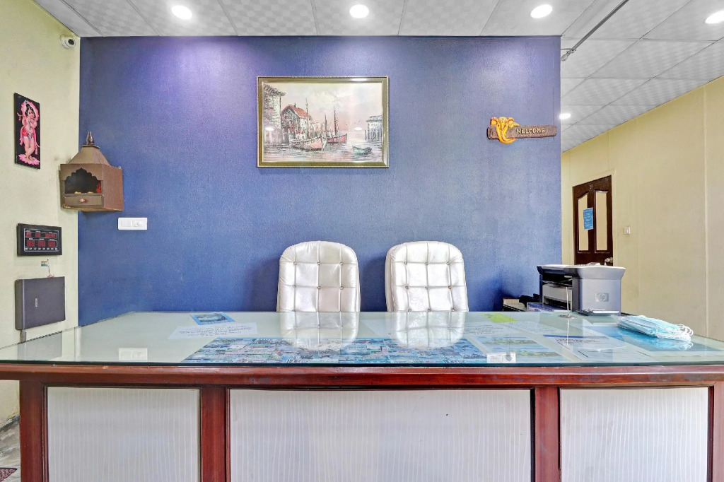 OYO Flagship 83089 Hotel Drizzling Land
