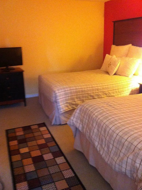 Three Diamond Inn