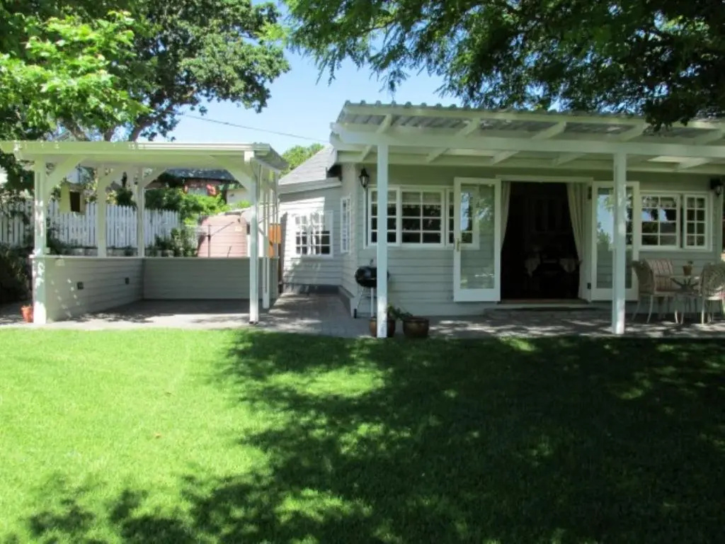 Deja Vu Cottage