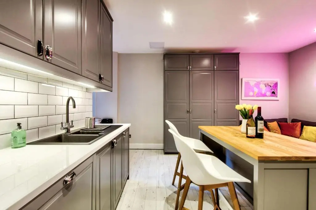 Stylish & Spacious 3 Bedroom Apt in Finnieston, West End