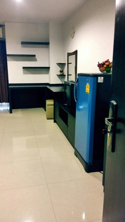 Thanarom Place