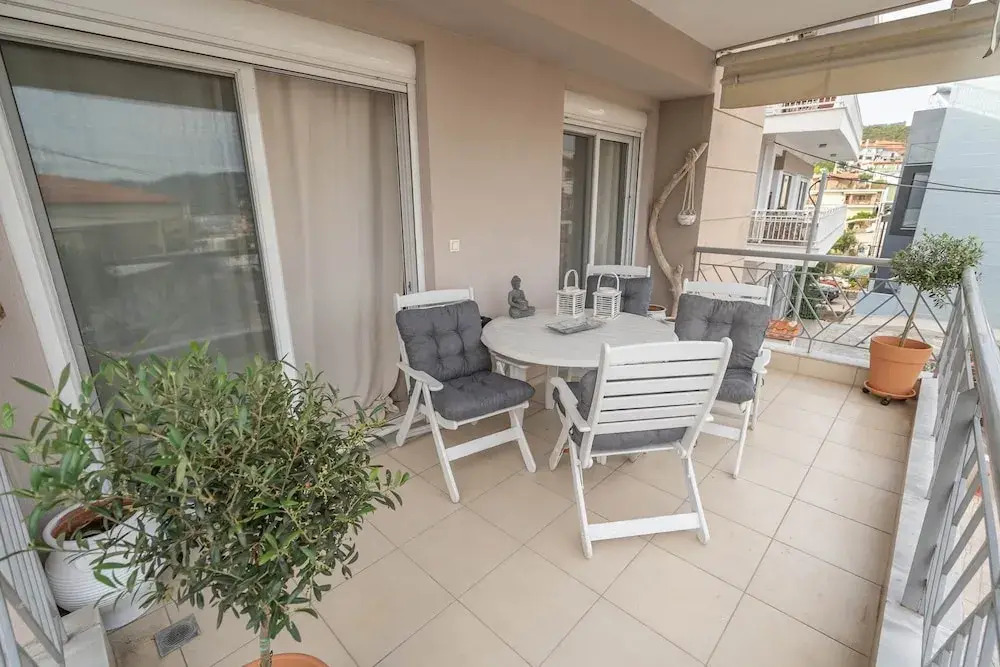 LUXURY FAMILY APARTMENT