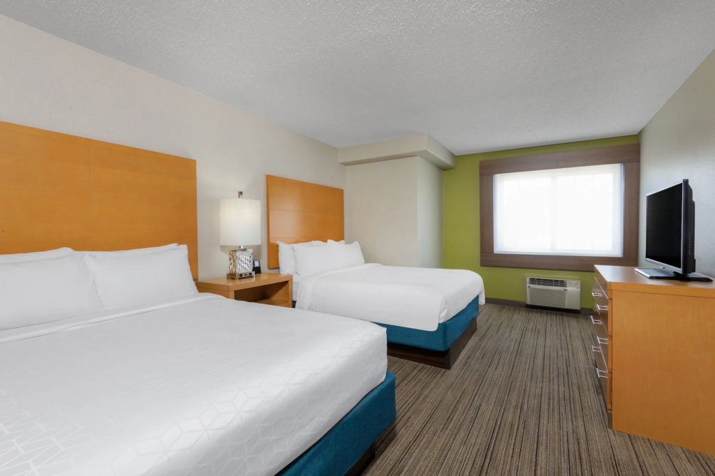Holiday Inn Express & Suites Wheat Ridge-Denver West by IHG