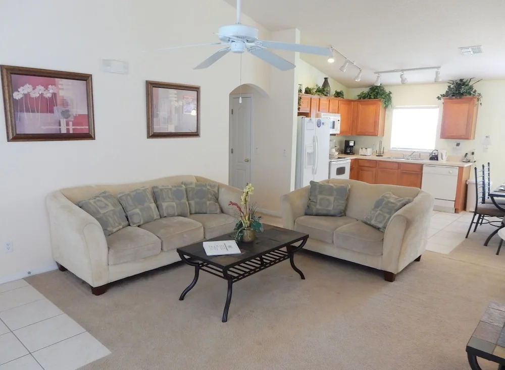 Sandy Ridge 3 Bed / 3 Bath Home