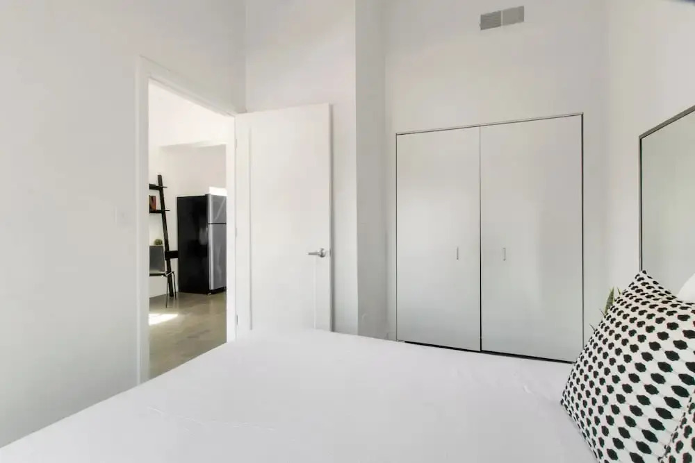 Stylish 1BR in West Loop - Lake 301 rep