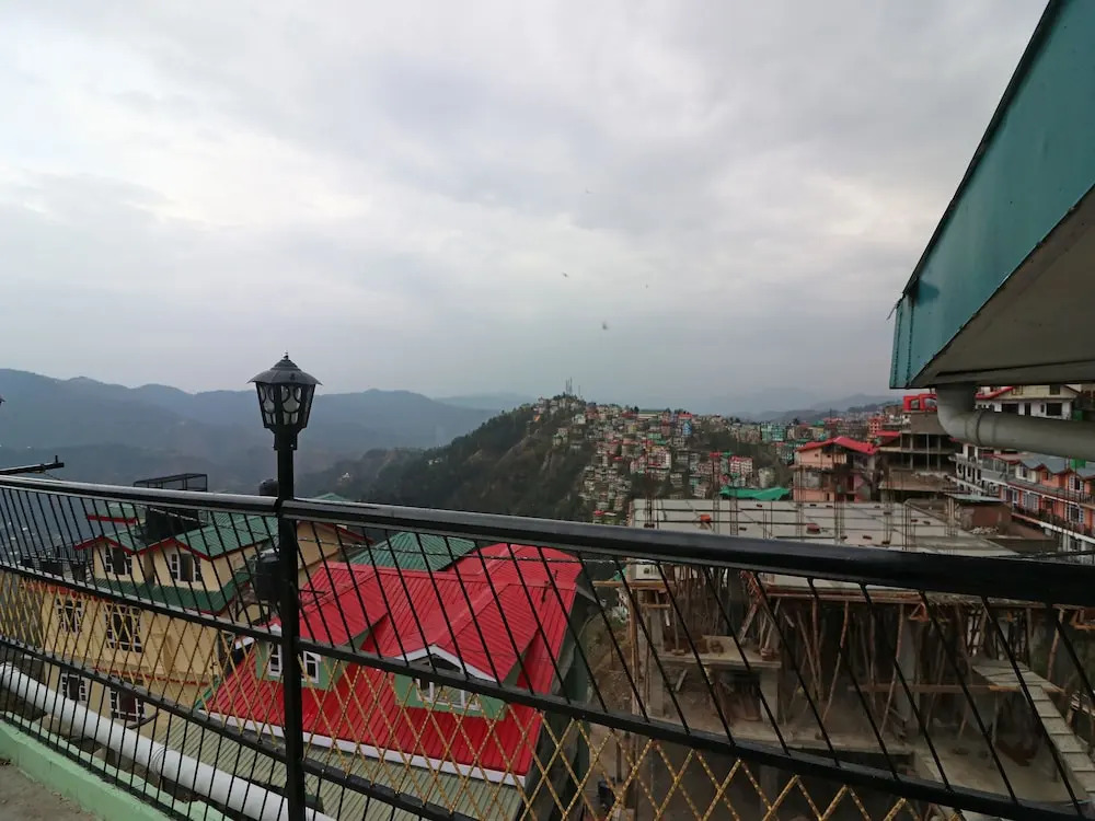 OYO 12881 Home 2 BHK Bhattakufer
