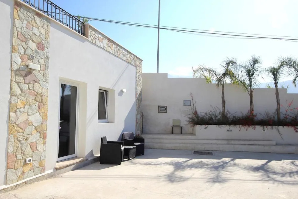 Villa Iris