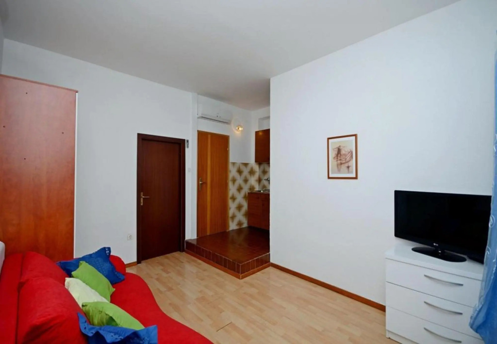 Jadro - 250 m from beach - A3Srednji(2+1)