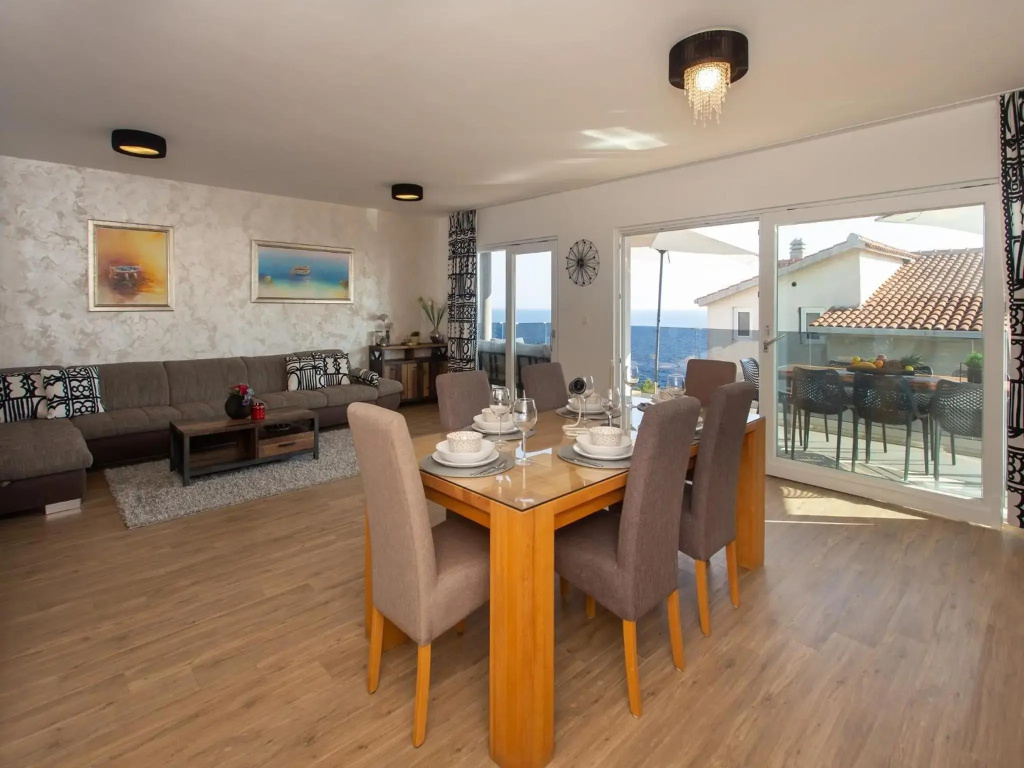 Apartments Aqua