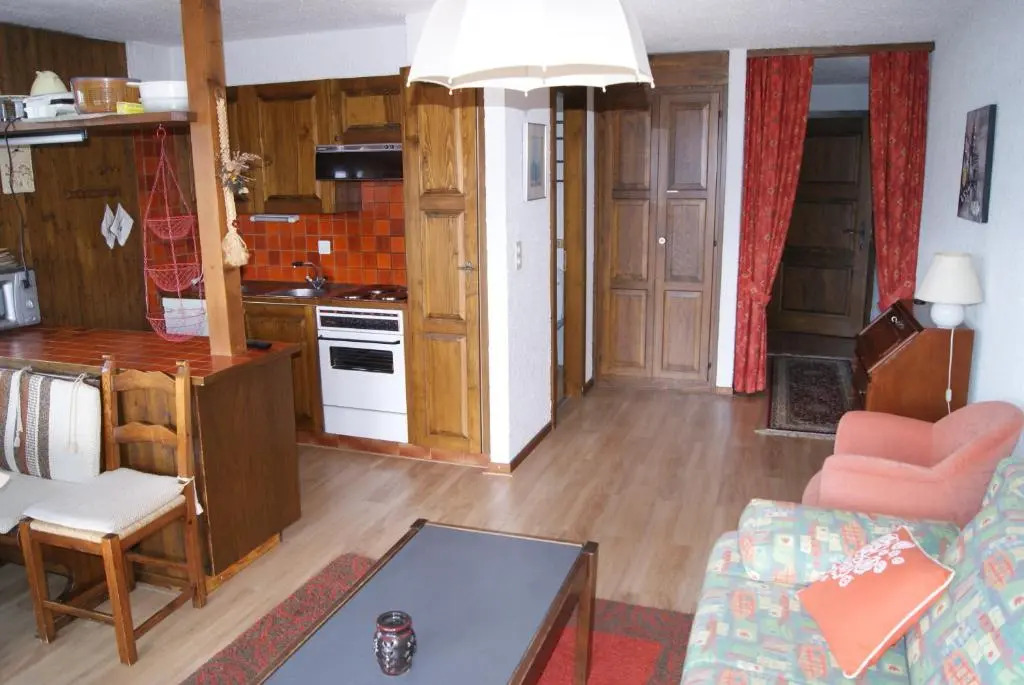 Les Collons1800- Bel appart 2pièces-4 pers-piscine-sauna-parking int-Wifi gratuit