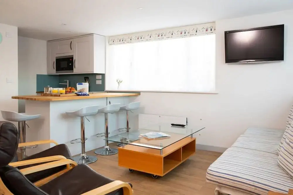 Stylish Cosy Annexe in Pretty Sailing Village