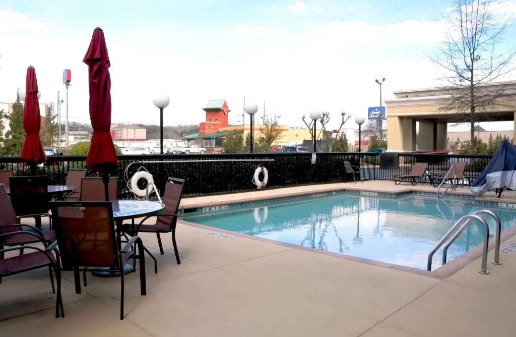 Hampton Inn & Suites Birmingham-Pelham - I-65