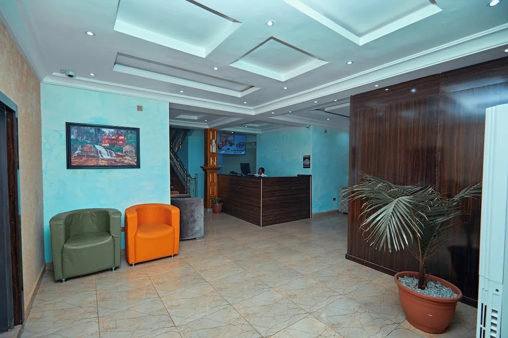 Apartment 550 Suites