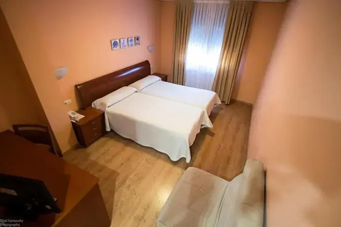 HOTEL EL ROBLE PALENTINO
