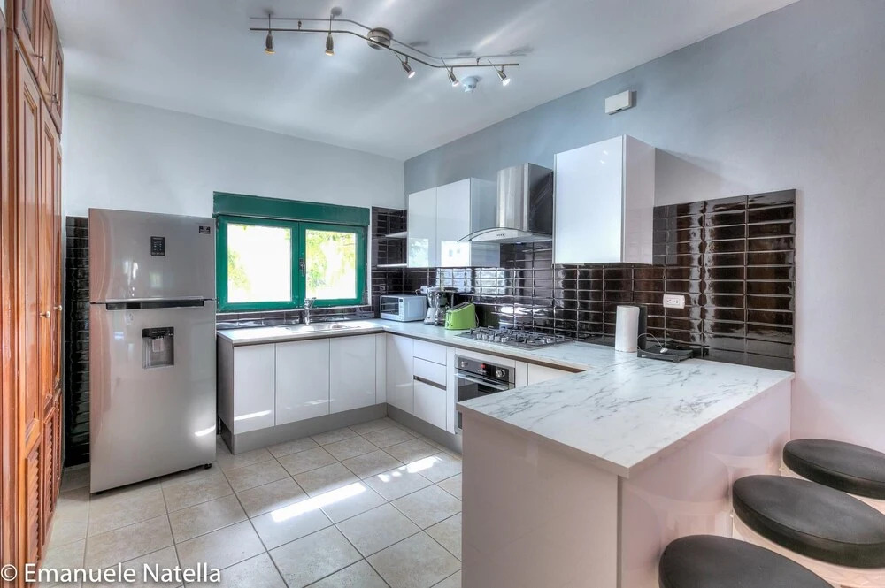 Scenic Oceanfront Apartment With a Walking Distance to the Beach