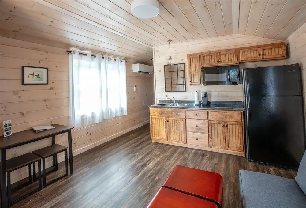 Hummingbird Limit 3 1 Bedroom Cabin