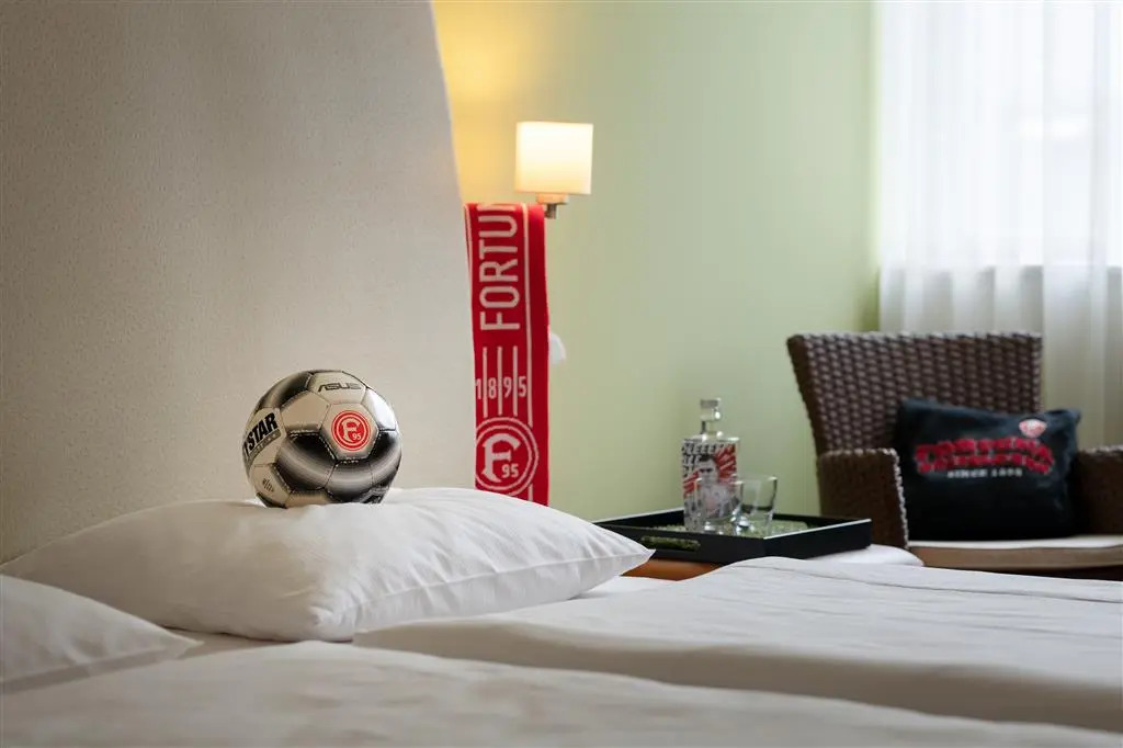 Tulip Inn Hotel Düsseldorf Arena - 2 Minuten Fußweg zur Messe