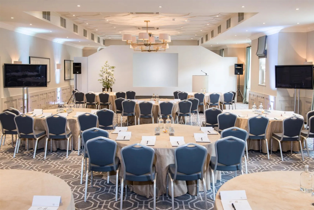 Wotton House Country Estate Hotel
