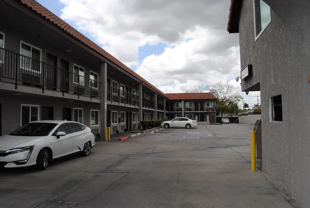 La Puente Inn